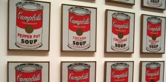 The picture rapreesent a row of painting made by Warhol with the image of Campbell soup
