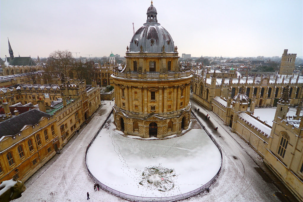 Aerial shot of the Radcliffe Camera in the snow