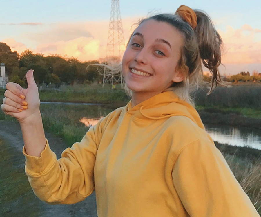 Why is Emma Chamberlain a fashion icon? – The  fashion and