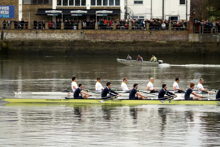 Boat Race rowers warned not to enter the Thames after E. coli discovery