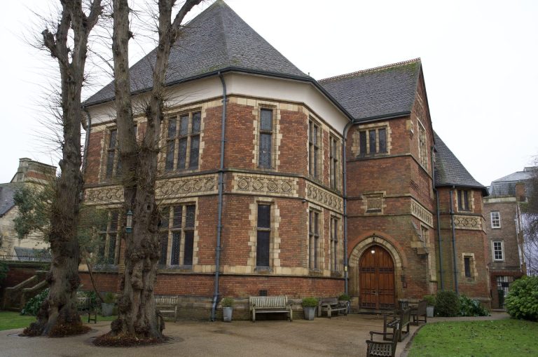 Ex-presidents accuse Oxford Union of ‘targeting diverse representatives’ following Ebrahim Osman-Mowafy’s disqualification from presidency