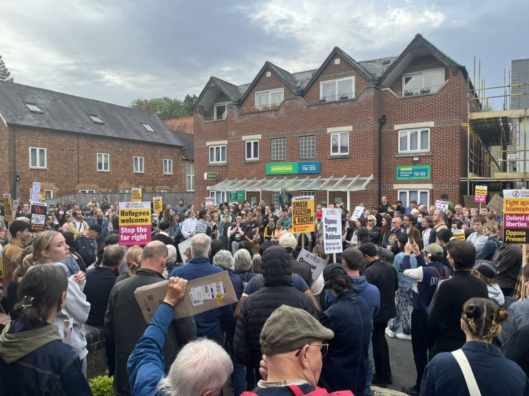 Expected far-right protest in Oxford fails to materialise amid low turnouts nationwide