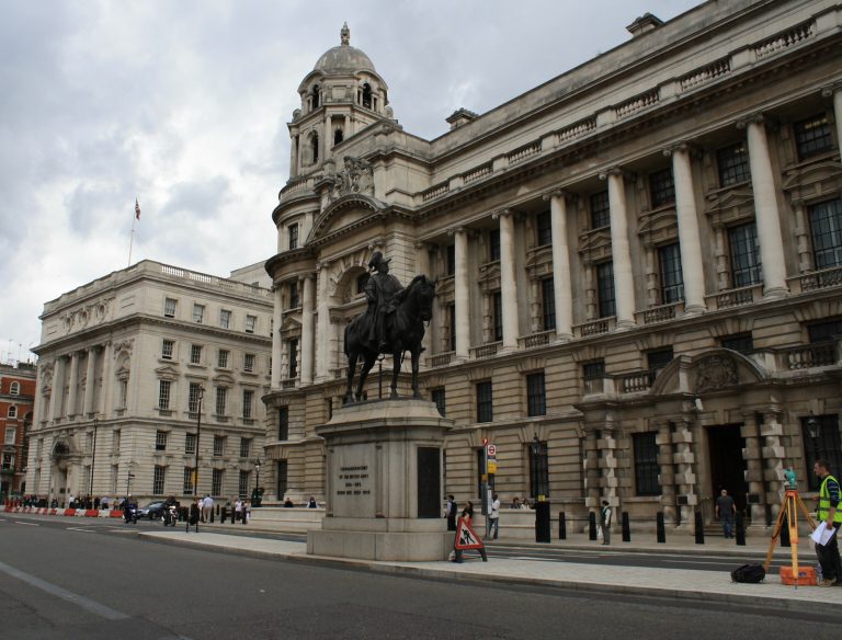 Government planning rise in tuition fees to £10,500