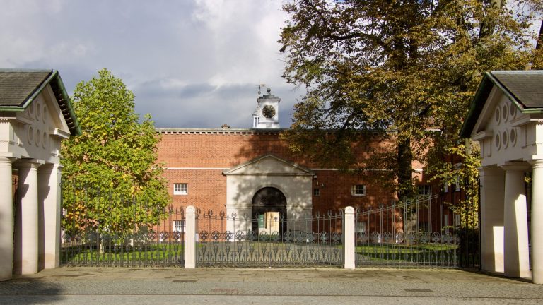The ‘cult’ that recruited Oxbridge students… including me