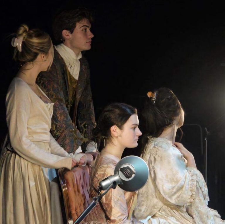 Review: Les Liaisons Dangereuses at the Oxford Playhouse – “Nic Rackow is revelatory” 