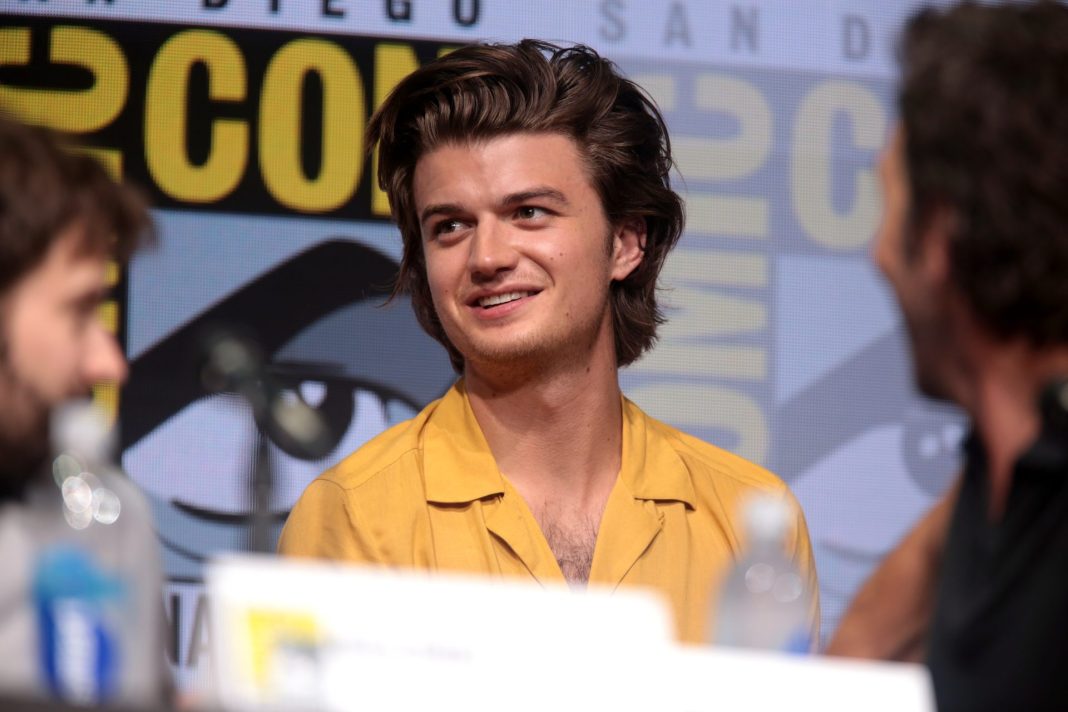 Joe Keery photo at Comic Con
