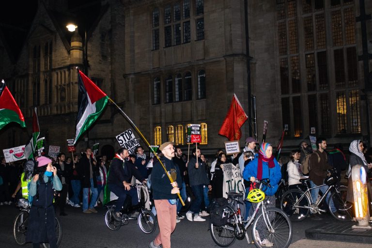 Hundreds march in pro-Palestine protest through Oxford