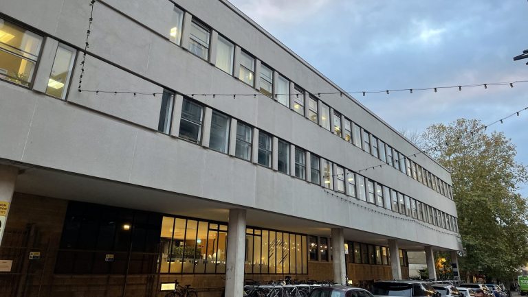 University announces collaboration with Vietnamese research institutions