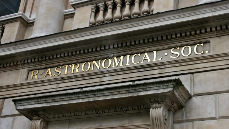 Four Oxford researchers honoured at Royal Astronomical Society awards