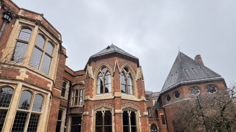 Only 25% of Oxford Union speakers are women