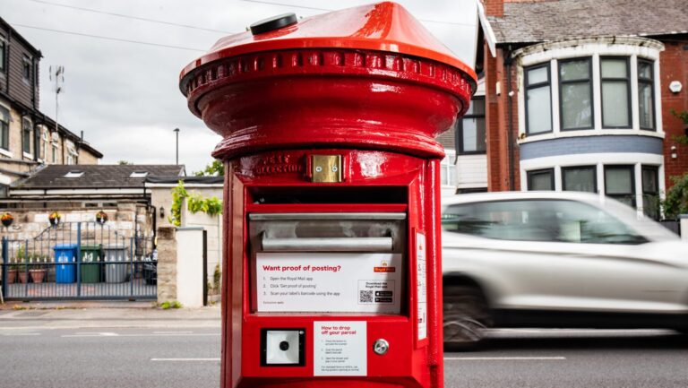 Royal Mail upgrades Oxford postboxes to ‘postboxes of the future’