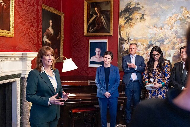 Rachel Reeves doubles funding for Oxford-Cambridge corridor